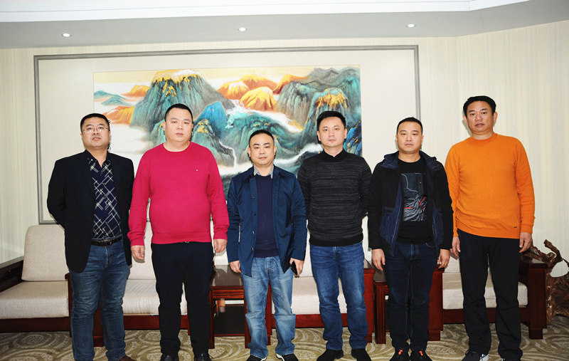 湖南太豐礦業(yè)集團副總劉著(zhù)輝一行蒞臨開(kāi)元集團訪(fǎng)問(wèn)交流