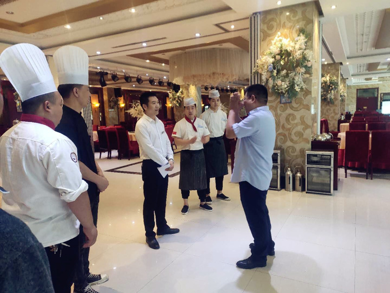 贏(yíng)得客人好評    唯有“用心”服務(wù)